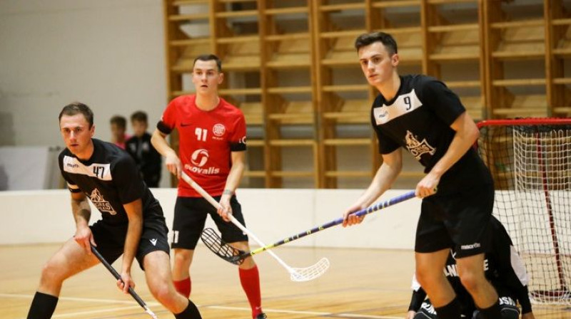 Vai šoreiz Ogres florbolisti spēs izturēt vairāk kā 50 minūtes cīņā pret "Kurši/Ekovalis"?
Foto: Floorball.lv