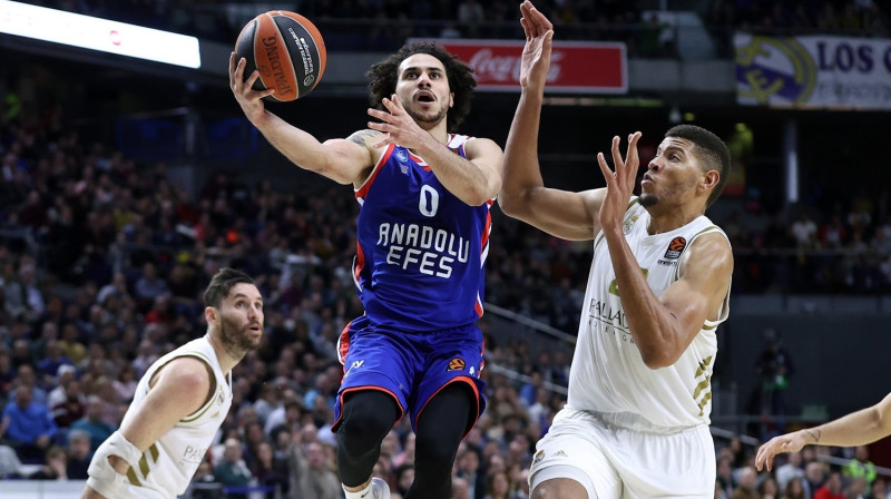 Šeins Larkins uzbrukumā Madrides "Real" grozam. Foto: euroleague.net