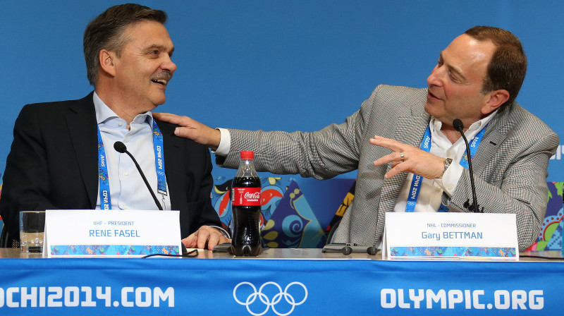 IIHF prezidents Renē Fāzels un NHL komisārs Gerijs Betmens
Foto: ITAR-TASS/Scanpix