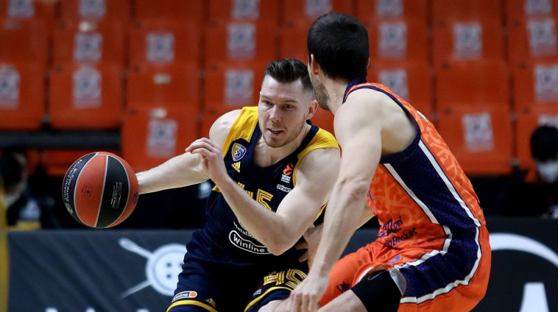 Dairis Bertāns: seši punkti galotnē Valensijā. Foto: Euroleague