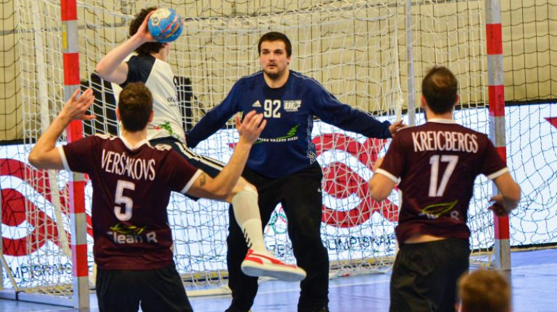 Artūrs Kuģis (Nr. 92). Foto: handball.lv