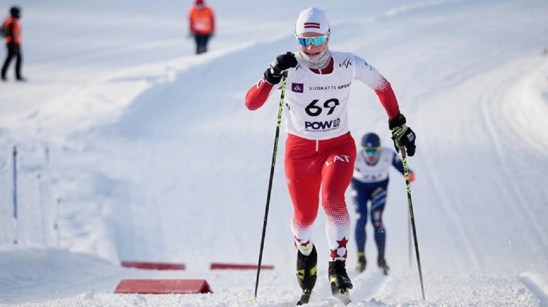 Lauris Kaparkalējs pasaules junioru čempionātā sprintā klasikā. Foto: Loru creative.