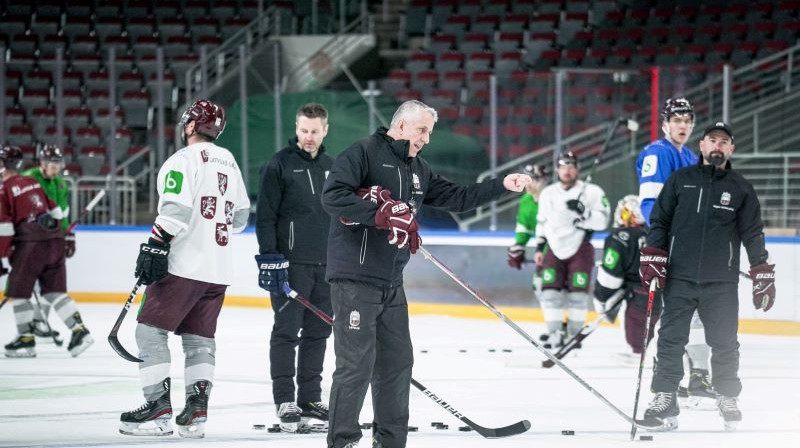 Bobs Hārtlijs valstsvienības treniņā. Foto: Latvijas Hokeja federācija