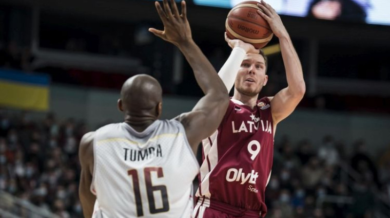 Dairis Bertāns. Foto: FIBA