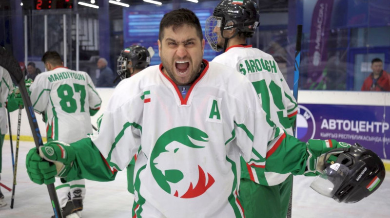 Irānas izlases hokejists Amirs Heidari. Foto: IIHF