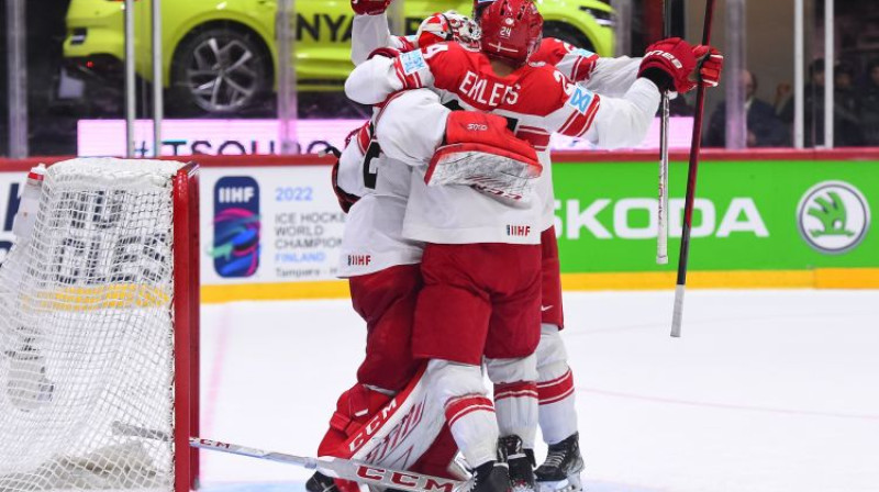 Dānija vakar svinēja nozīmīgu uzvaru. Foto: IIHF