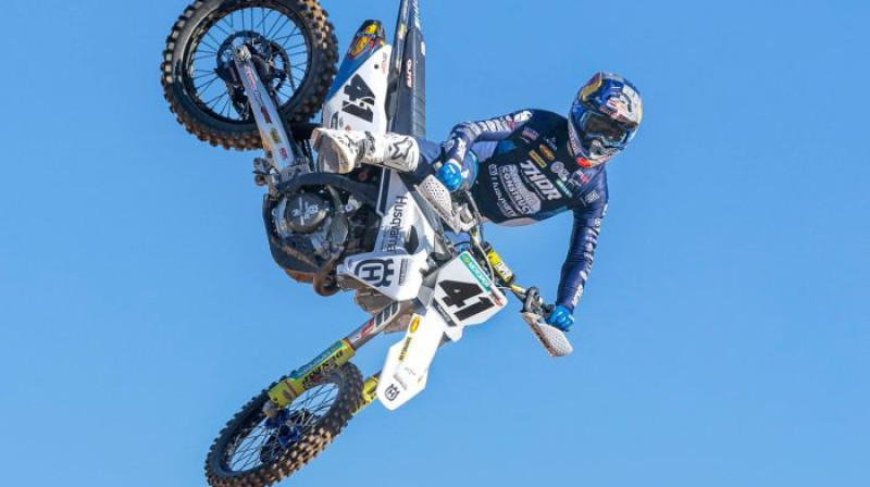 Pauls Jonass. Foto: Standing Construct Husqvarna Factory MXGP