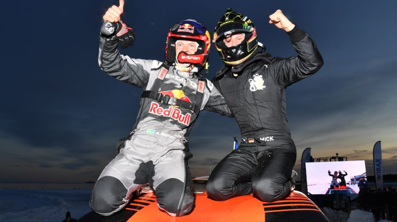 Matiass Ekstroms un Miks Šūmahers. Foto: raceofchampions.com