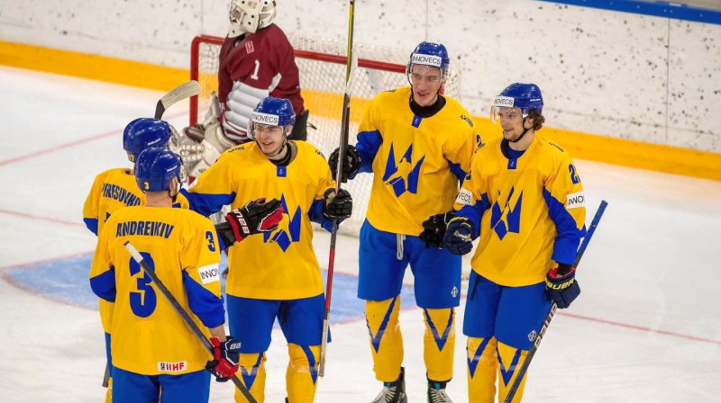 Ukrainas valstsvienības hokejisti Rīgā. Foto: fhu.com.ua
