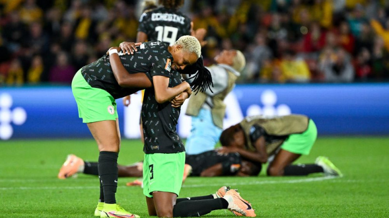 Nigērijas futbolistes priecājas par uzvaru. Foto: EPA/Scanpix