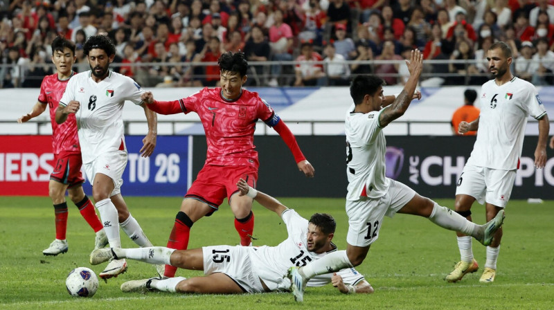 Mirklis no Dienvidkorejas un Palestīnas valstsvienību spēles Seulā. Foto: Kim Soo-Hyeon/Reuters/Scanpix