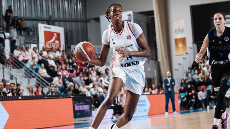 Dominika Malonga 2024. gada 30. oktobrī. Foto: EuroCup Women