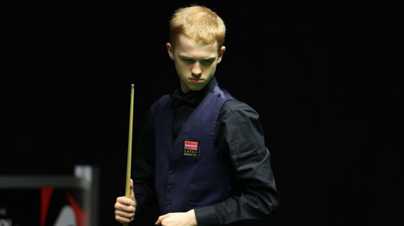 Artemijs Žižins. Foto: World Snooker Tour