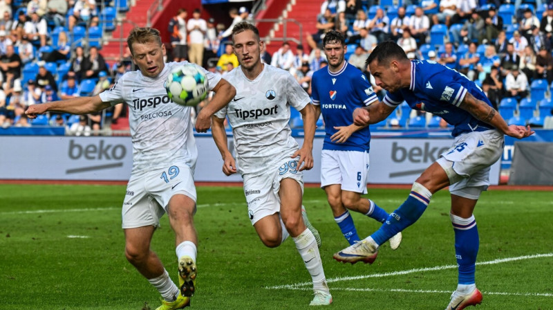 Raimonds Krollis (Nr. 99). Foto: FC Slovan Liberec