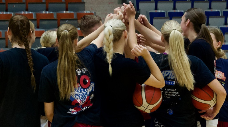 Liepājas basketbolistes 2025. gada septembrī. Foto: SBK Liepāja
