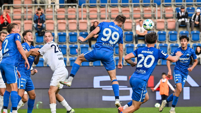 Raimonds Krollis uzbrukumā. Foto: FC Slovan Liberec