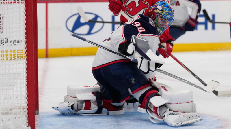 Elvis Merzļikins pret Ņūdžersiju. Foto. AP. Scanpix