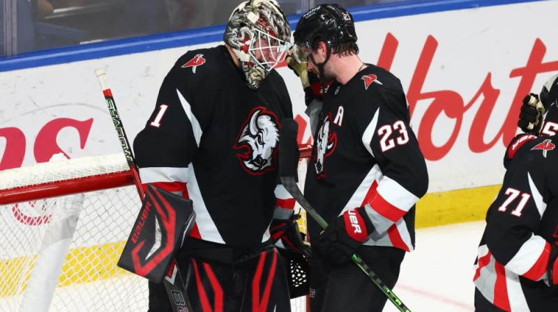 Uko-Peka Lūkonens un Matiass Samuelsons Foto: AN/Scanpix