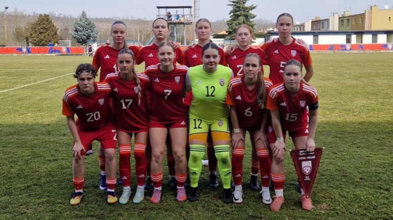 Latvijas U17 izlases futbolistes. Foto: LFF