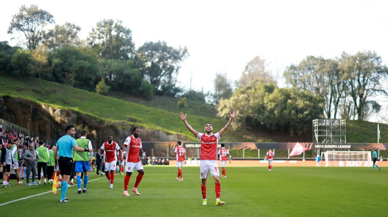 Bragas katalānis Gabri Martiness pēc +1 panākšanas summā pret Budapeštas "Ferencváros". Foto: Estela Silva/EPA/Scanpix
