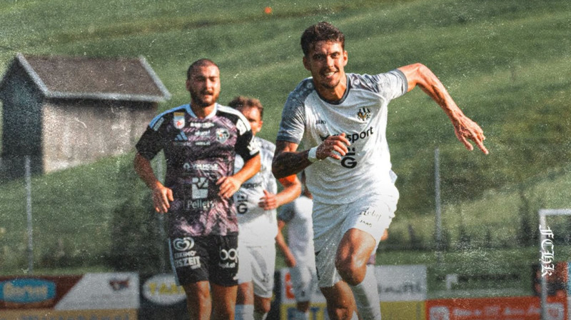 Marko Regža uzbrukumā. Foto: FC Hradec Králové