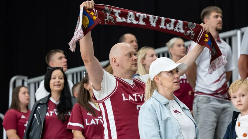 Latvijas atbalstītāji 2026. gada 3. augustā. Foto: FIBA