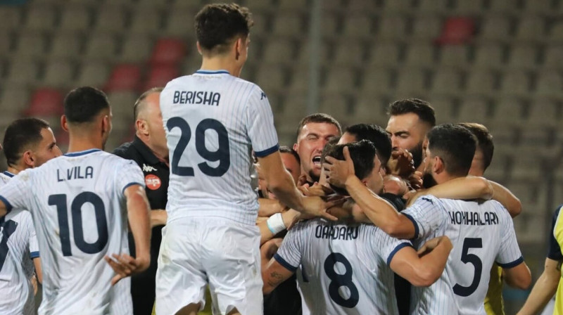 Tirānas "Dinamo City" futbolisti pēc vārtu guvuma pret "Audu". Foto: FC Dinamo City Tiranë