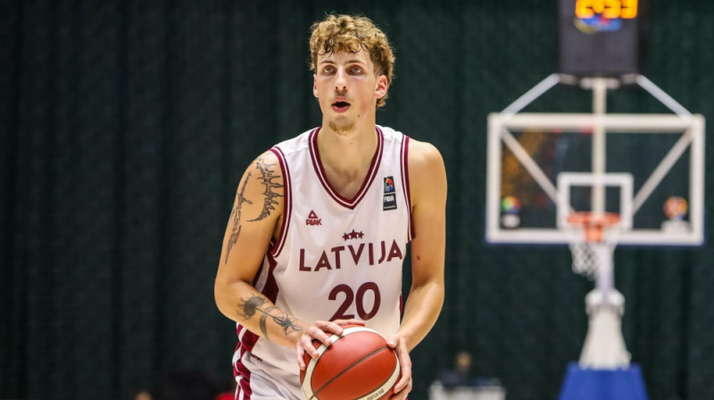 Edvards Švalbe. Foto: FIBA