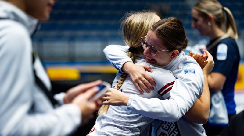 Latvijas sieviešu kērlinga izlase. Foto: World Curling/Anastasia Karekla