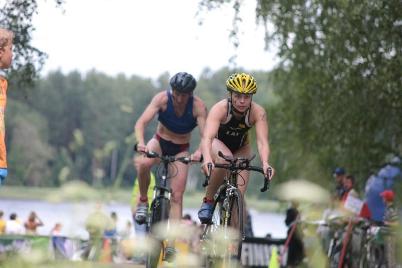 Šīs vasaras izaicinājums – triatlons un skrējiens apkārt Vaidavas ezeram