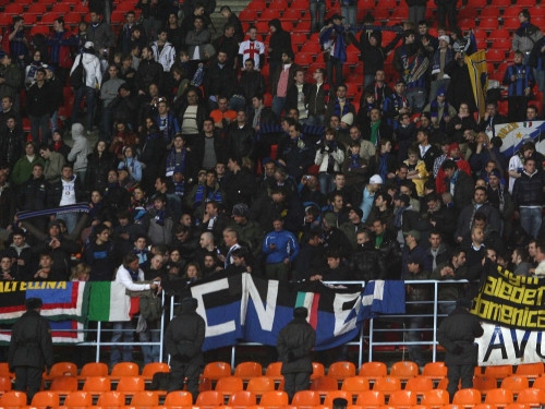 "CSKA" un "Inter" spēles laikā aizturēti 50 līdzjutēji