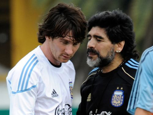Argentīna: Zvaigznes ar futbola dievu priekšgalā