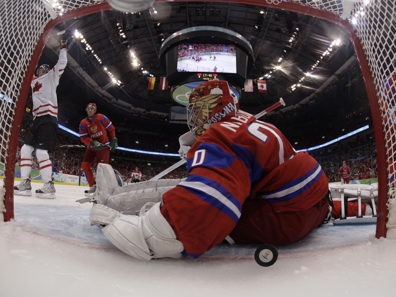 KHL: ar naudu par prestižu