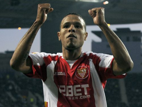 "Sevilla" uzbrucējs Fabianu karjeru turpinās Brazīlijā