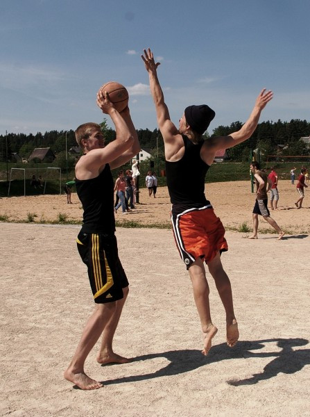 Noskaidroti LBS foto konkursa "Esmu basketbolā" uzvarētāji.