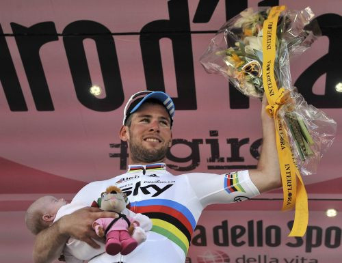 Kavendišs uzvar "Giro d'Italia" 5. posma sprintā