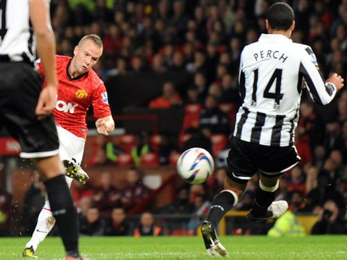 "Manchester United" Līgas kausā uzvar "Newcastle"