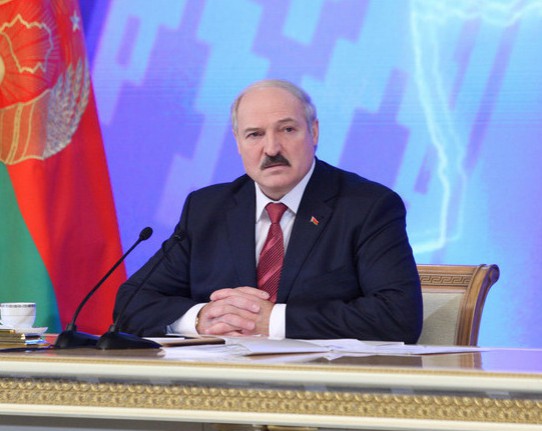 Lukašenko: "Ar tādu spēli Baltkrievijai elitē nav ko darīt"