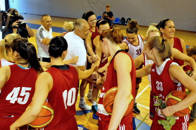 Latvijas basketbolistes: Jāņus gribam svinēt Francijā