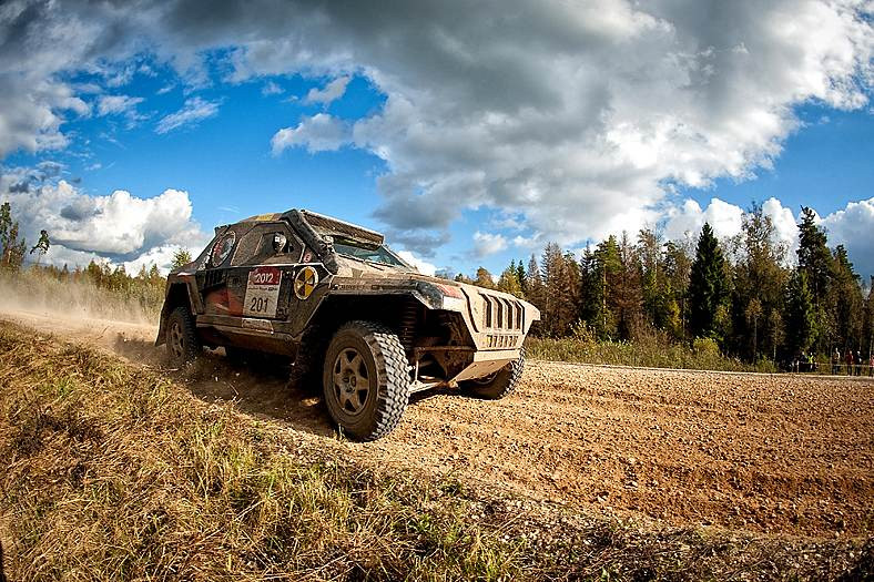 Starptautiskajā rallijreidā "Latvian Baja 2013" startēs 26 ekipāžas