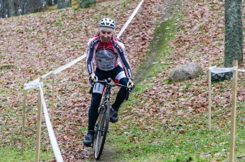 Ar sacensībām Rīgā un Ulbrokā startēs A. Pizika kausa izcīņa velokrosā