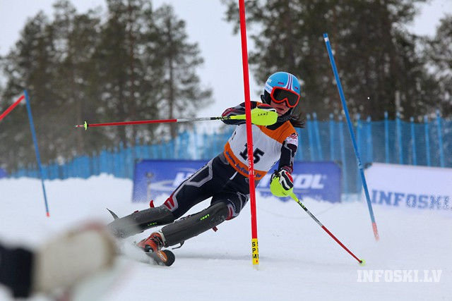 K.Zvejnieks un L.Gasūna vēlreiz lieliski nostartē slalomā Krievijā
