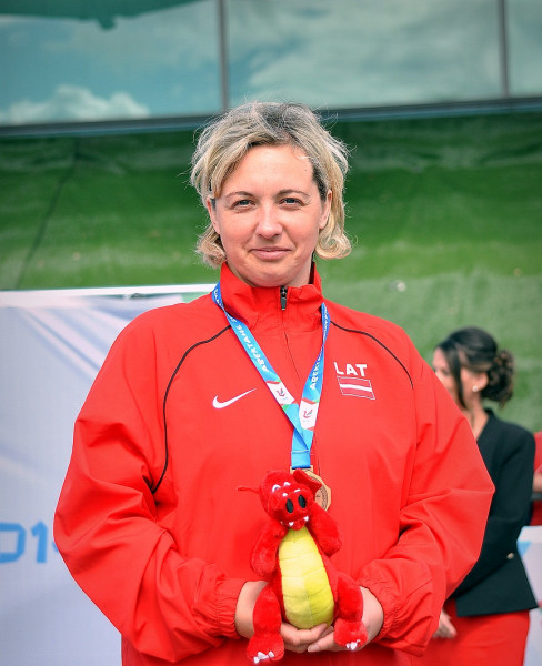Paralimpietei Priedei bronza Eiropas čempionātā diska mešanā