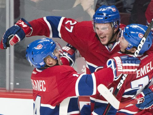 "Canadiens" pagarinājumā pieveic "Red Wings", "Bruins" uzvar "Sharks"