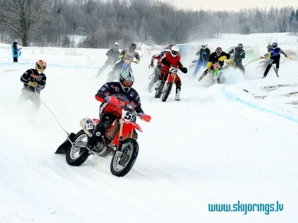 Latvijas čempionāta skijoringā un Ziemas motokrosā otrais posms Lēdmanē