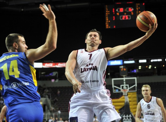 Piedalies Latvijas izlases saukļa radīšanā ceļā uz EuroBasket2015!