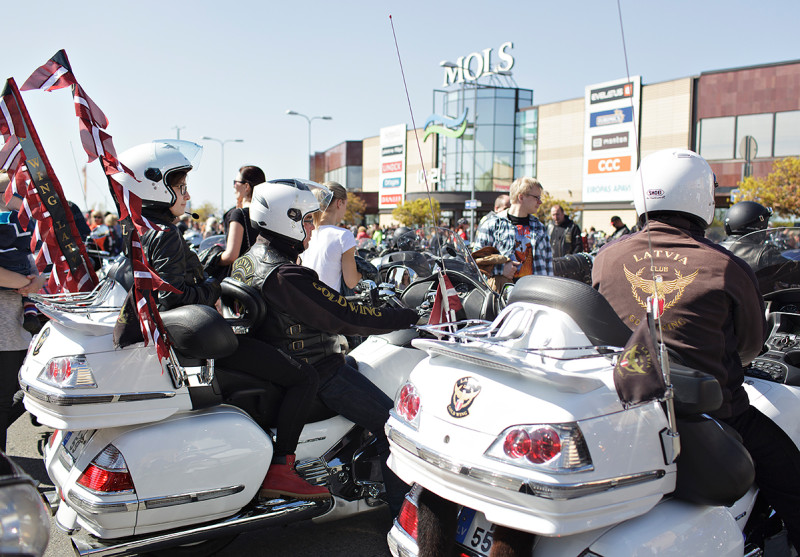 Ar tradicionālo motociklu parādi atklās 2015.gada motosezonu