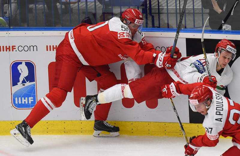 Pirms spēles pret Krieviju diskvalificē divus dāņu hokejistus