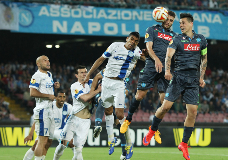 "Dnipro" izglābjas no zaudējuma Neapolē, "Sevilla" pārliecinoši uzveic "Fiorentina"
