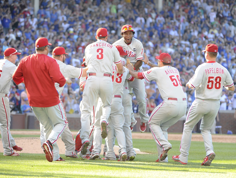 Hamels atstāj "Cubs" bez sitieniem